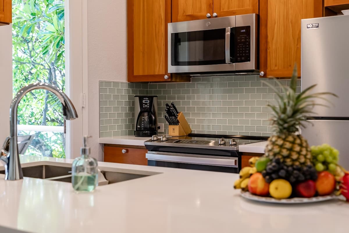 Condo in Wailea · ★4.9 · 3 bedrooms · 4 beds · 2 baths - Photo 3