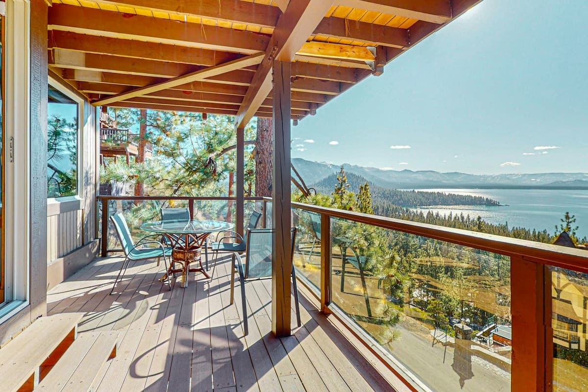 Home in Zephyr Cove · ★4.88 · 5 bedrooms · 6 beds · 5.5 private baths - Photo 4