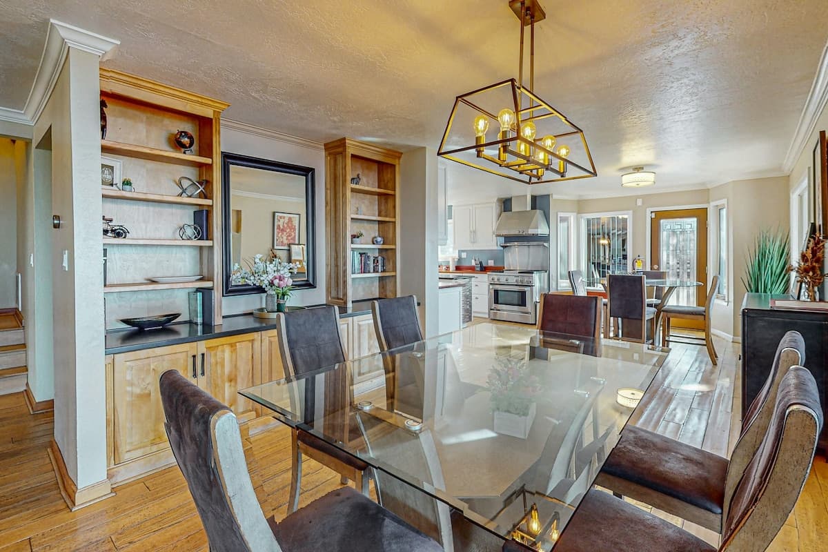 Home in Zephyr Cove · ★4.88 · 5 bedrooms · 6 beds · 5.5 private baths - Photo 5