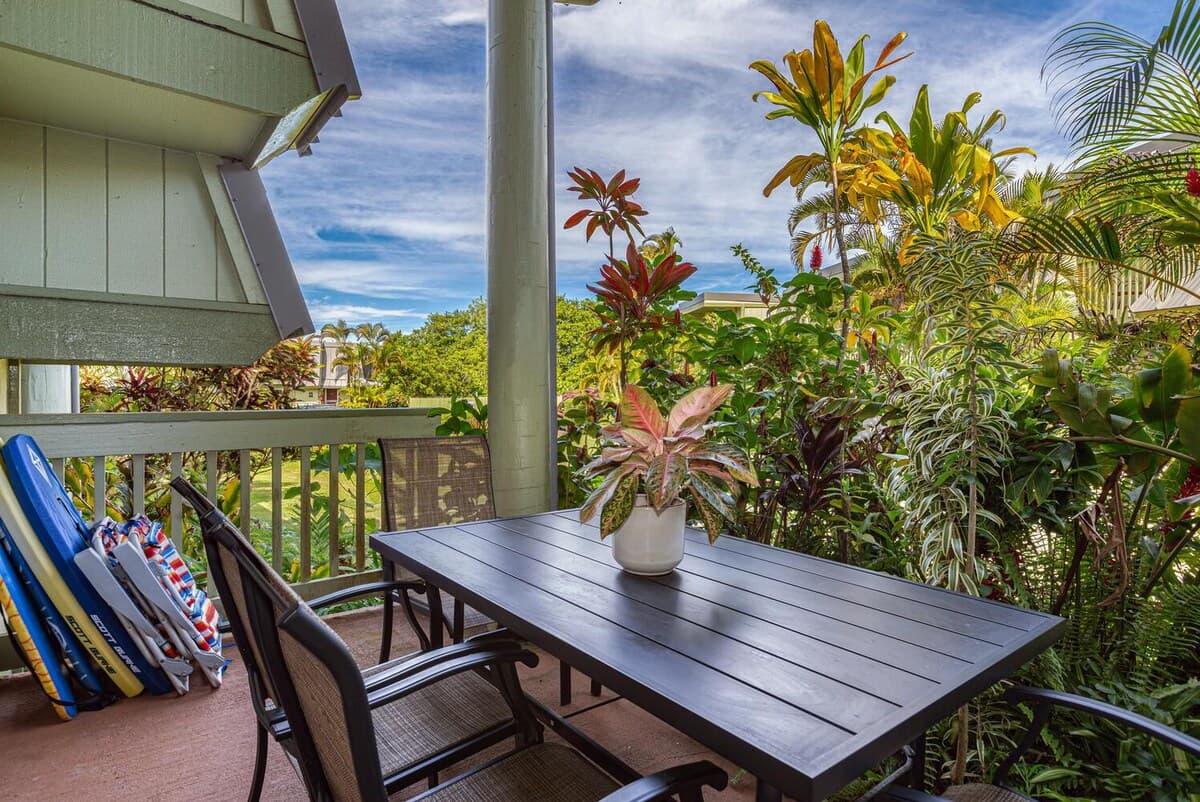 Condo in Princeville · ★4.92 · 2 bedrooms · 2 beds · 2 private baths - Photo 5