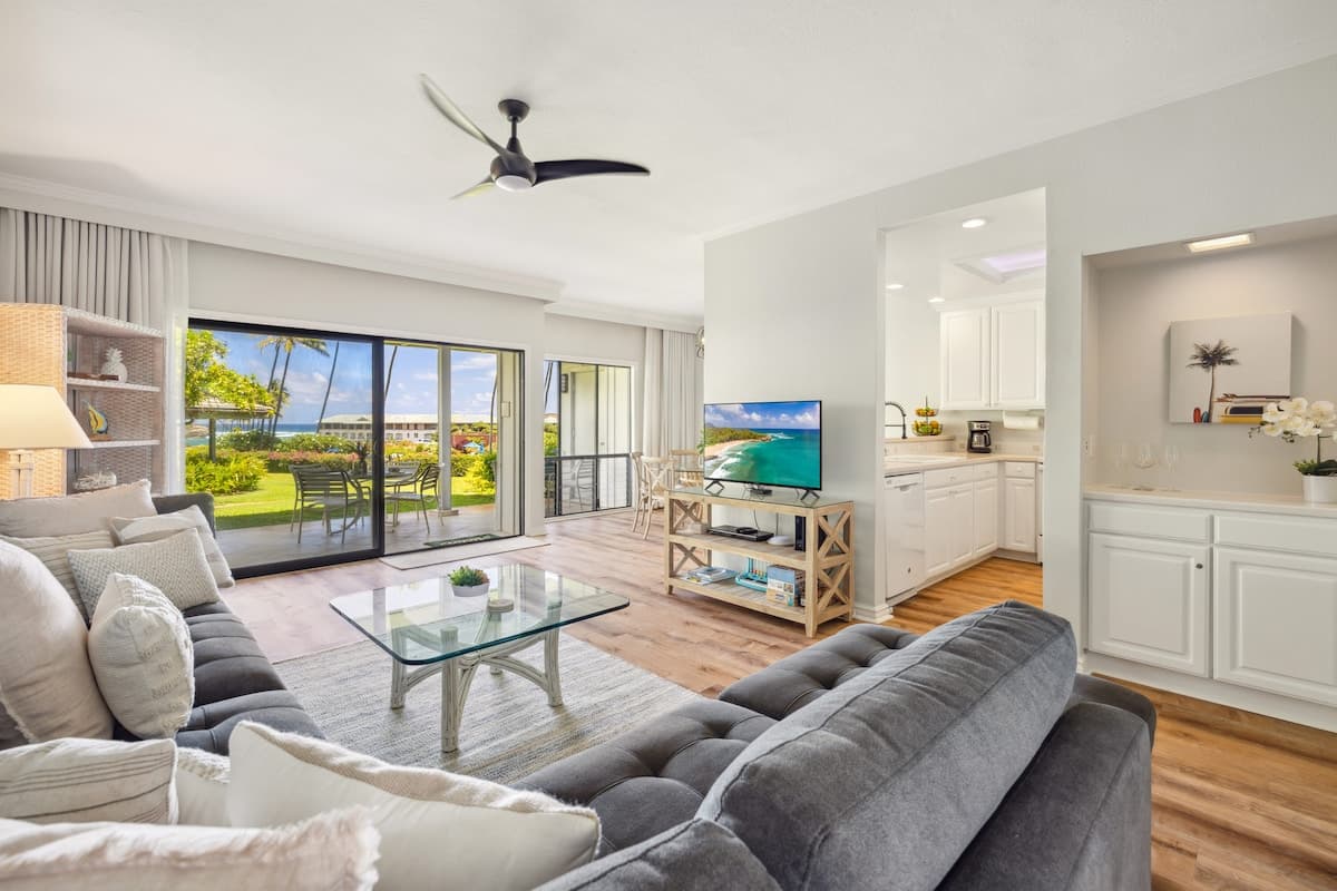 Condo in Koloa · ★4.75 · 2 bedrooms · 3 beds · 2 baths - Photo 2