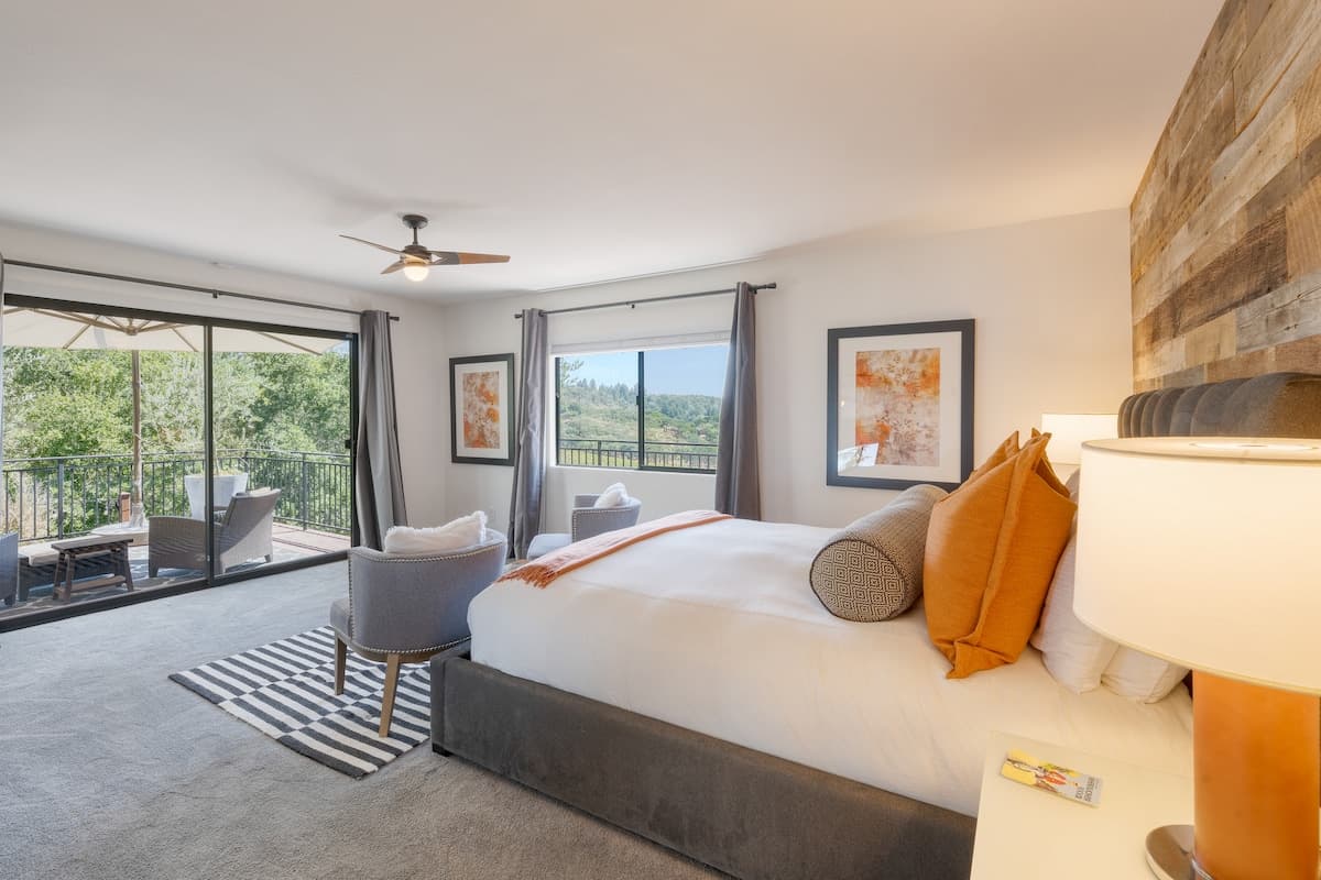 Kenwood Vista Pool, Hot Tub & Vineyard Views - Photo 2