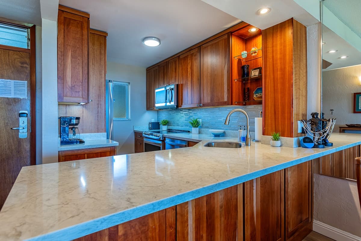 Condo in Kihei · ★4.78 · 2 bedrooms · 3 beds · 2 shared baths - Photo 5