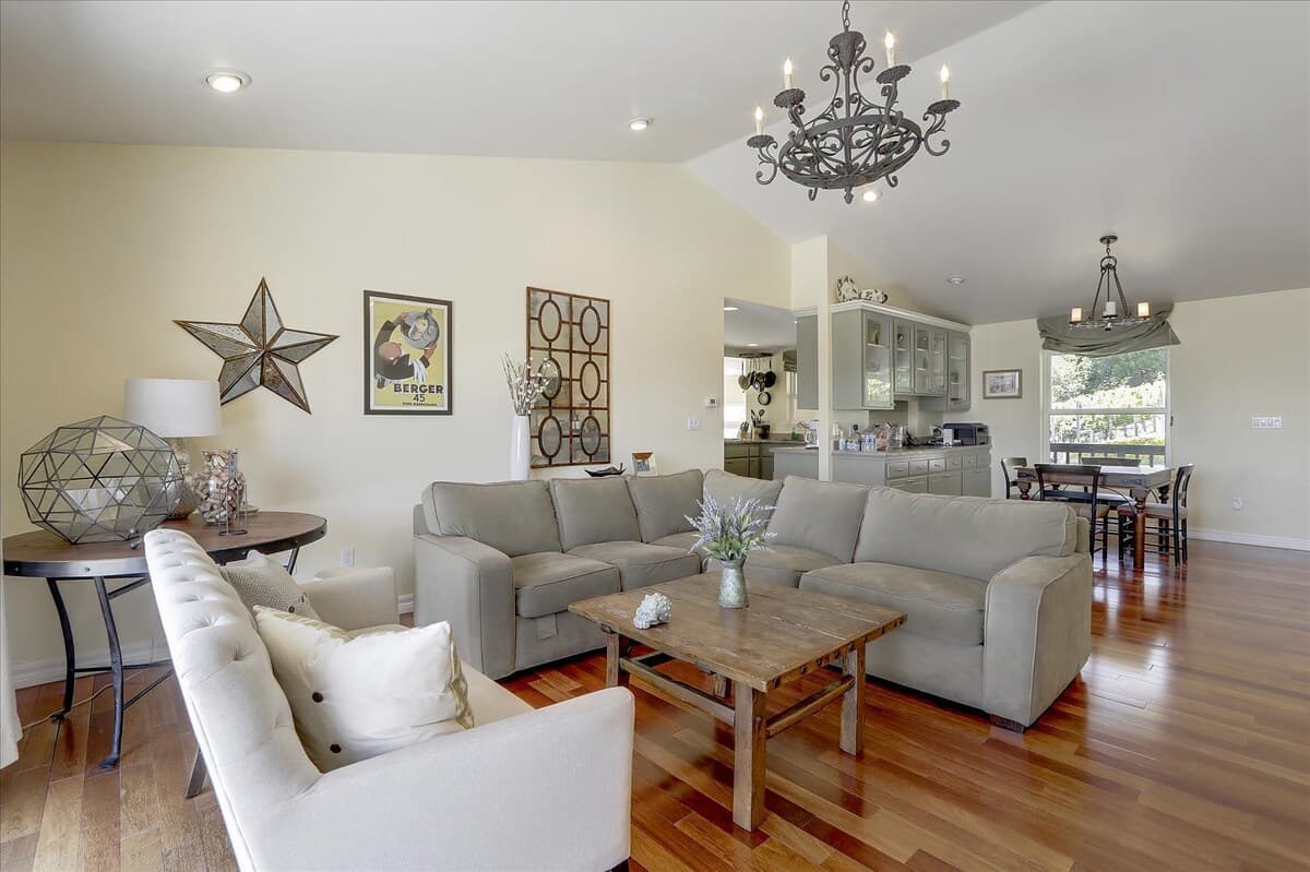 Napa Farmhouse with Vineyard & Lake Views - Photo 2