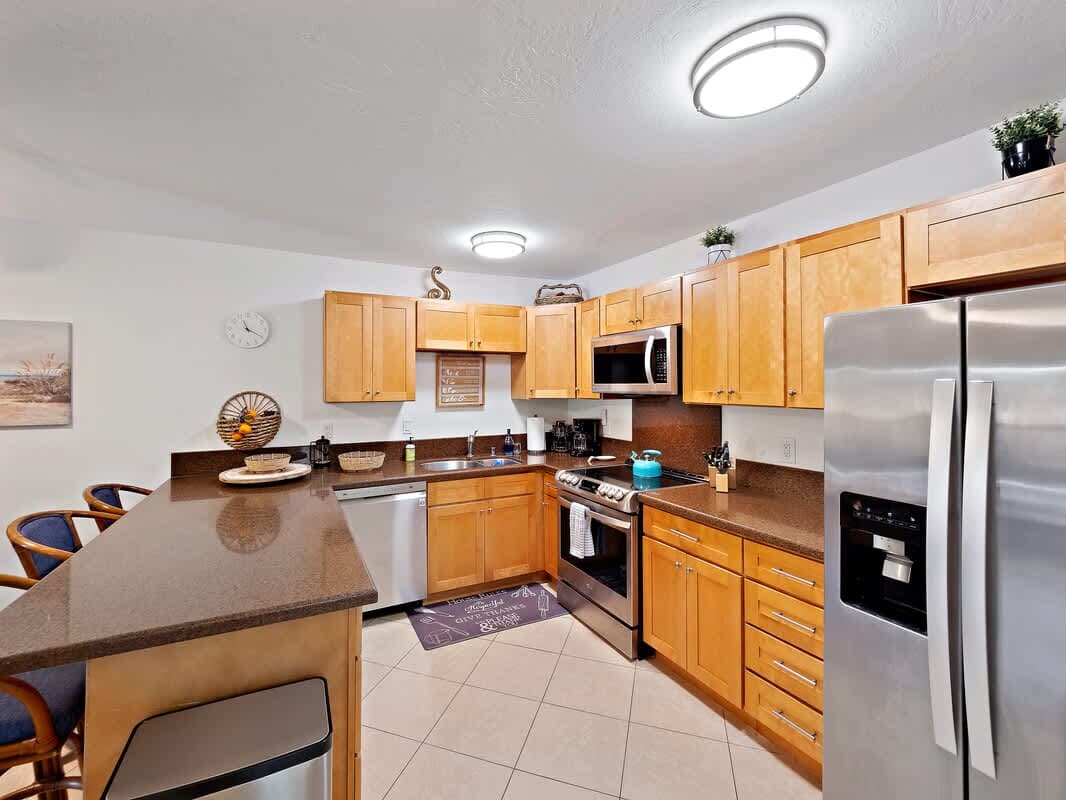 Condo in Kailua-Kona · ★4.9 · 1 bedroom · 2 beds · 1 bath - Photo 4