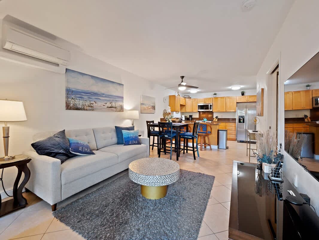 Condo in Kailua-Kona · ★4.9 · 1 bedroom · 2 beds · 1 bath - Photo 2
