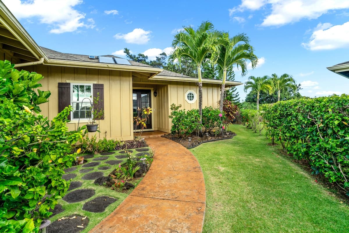 Golf course villa w/ private lanai and pond - Photo 1