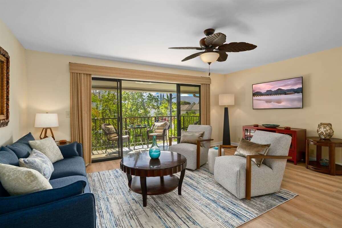 Condo in Princeville · ★4.83 · 2 bedrooms · 2 beds · 2 private baths - Photo 3