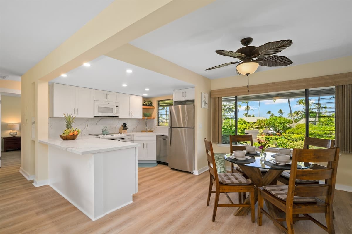 Condo in Princeville · ★4.83 · 2 bedrooms · 2 beds · 2 private baths - Photo 2