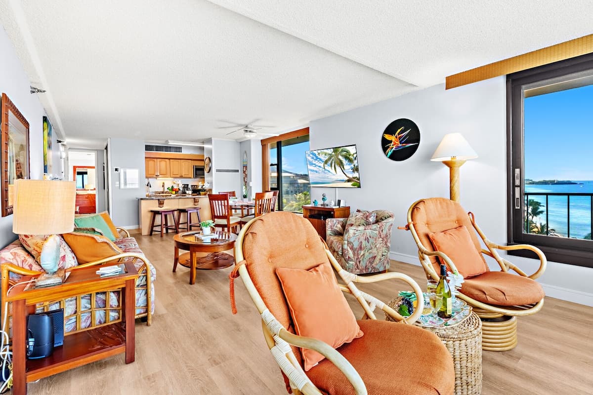 Condo in Lahaina · ★5.0 · 1 bedroom · 2 beds · 1 private bath - Photo 5