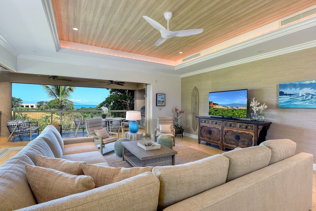 Home in Kihei · ★5.0 · 3 bedrooms · 4 beds · 3.5 baths - Photo 1