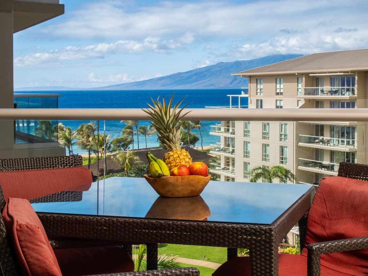 Home in Lahaina · ★5.0 · 1 bedroom · 2 beds · 1 bath - Photo 1