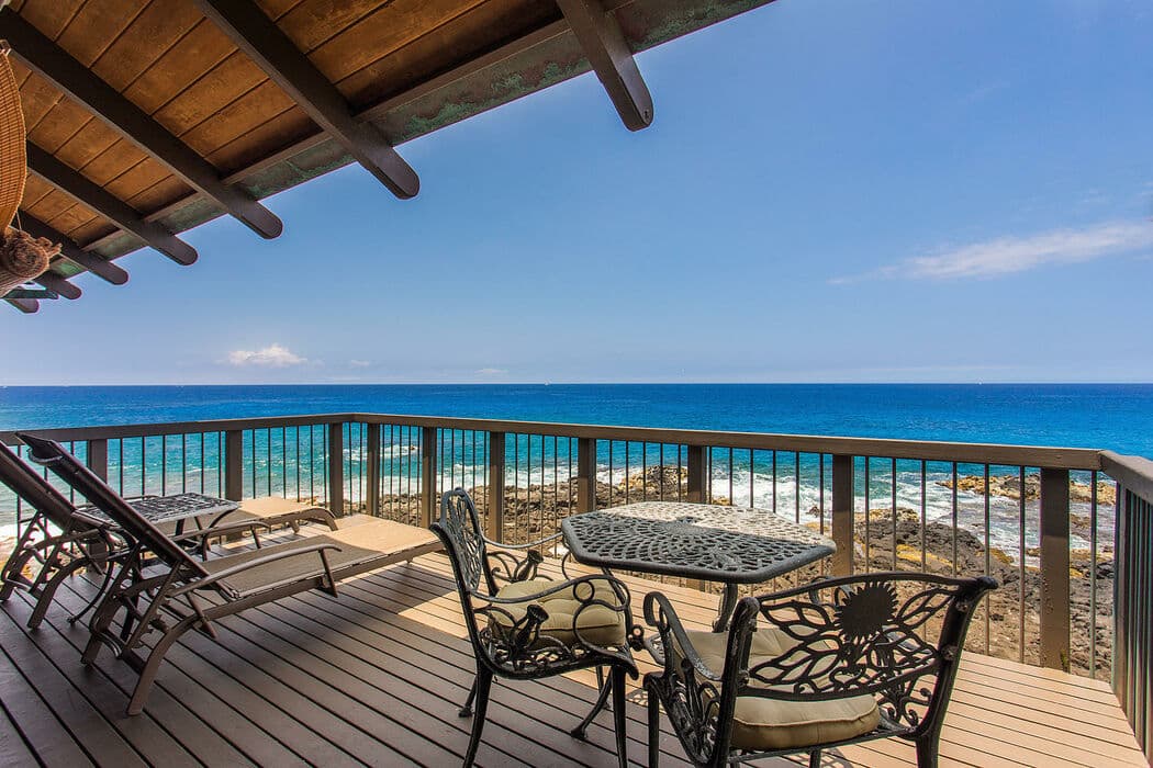 Townhouse in Kailua-Kona · ★4.91 · 3 bedrooms · 4 beds · 3 baths - Photo 1