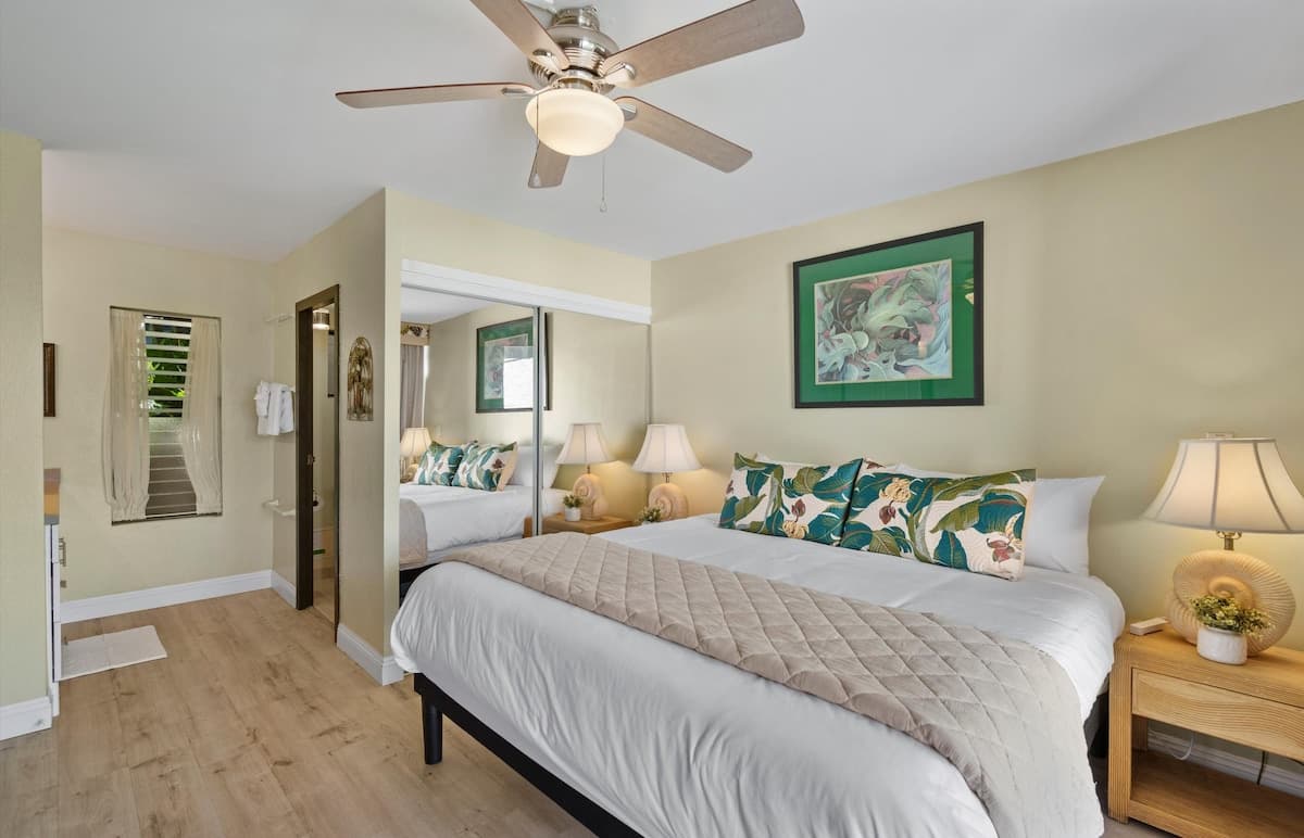 Condo in Kihei · ★4.77 · 2 bedrooms · 4 beds · 2 shared baths - Photo 3