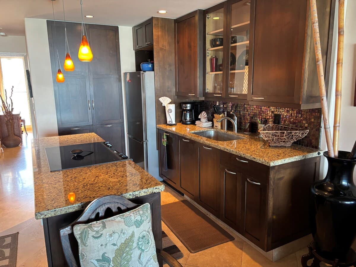 Condo in Lahaina · ★5.0 · 2 bedrooms · 2 beds · 2 baths - Photo 5