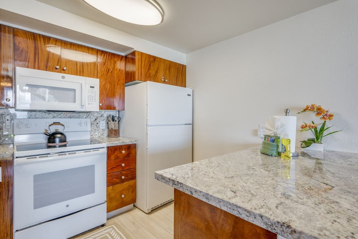 Napili Point A6 | Cozy Oceanfront 1BR Retreat - Photo 3