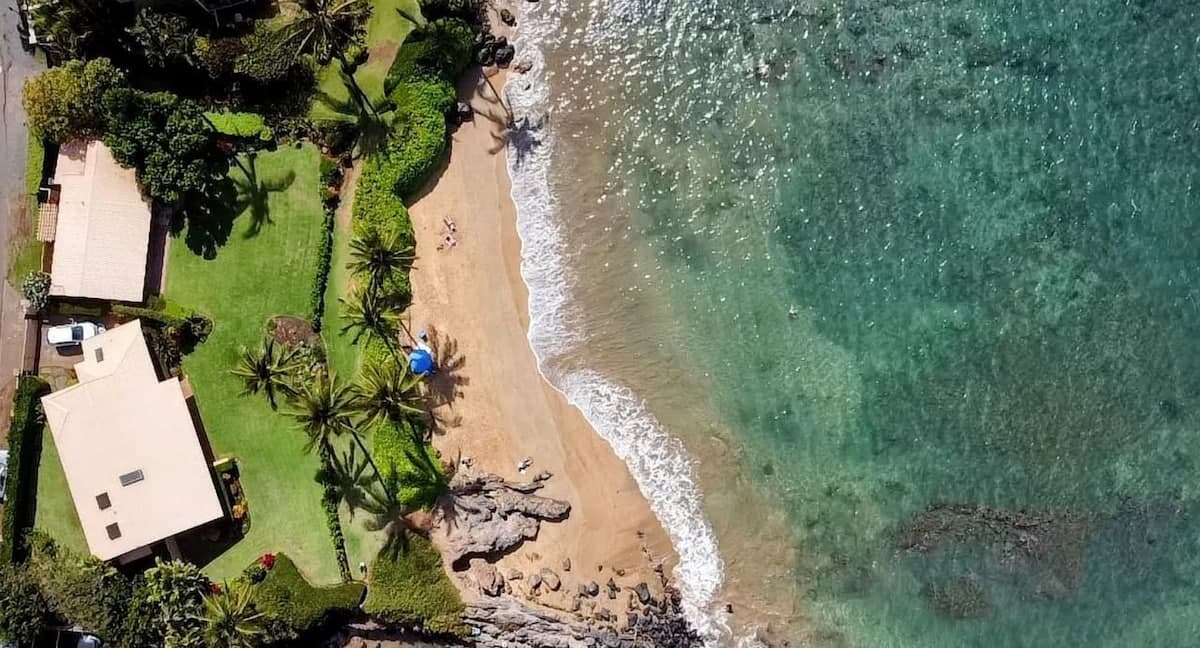 Home in Kihei · ★4.92 · 1 bedroom · 2 beds · 2 baths - Photo 1