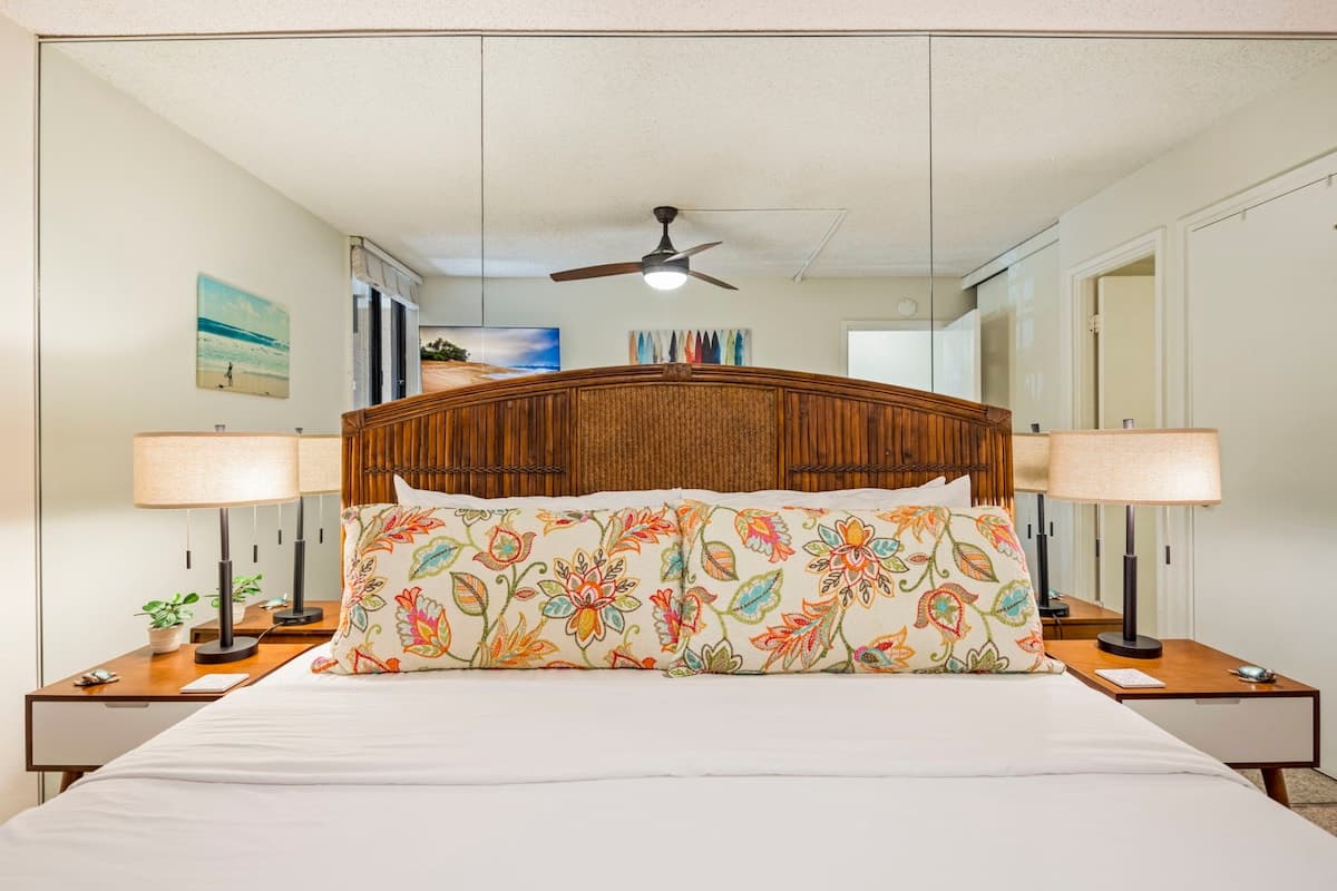 Charming Elegant Oceanview 1Bd 2Ba Front Building - Photo 1