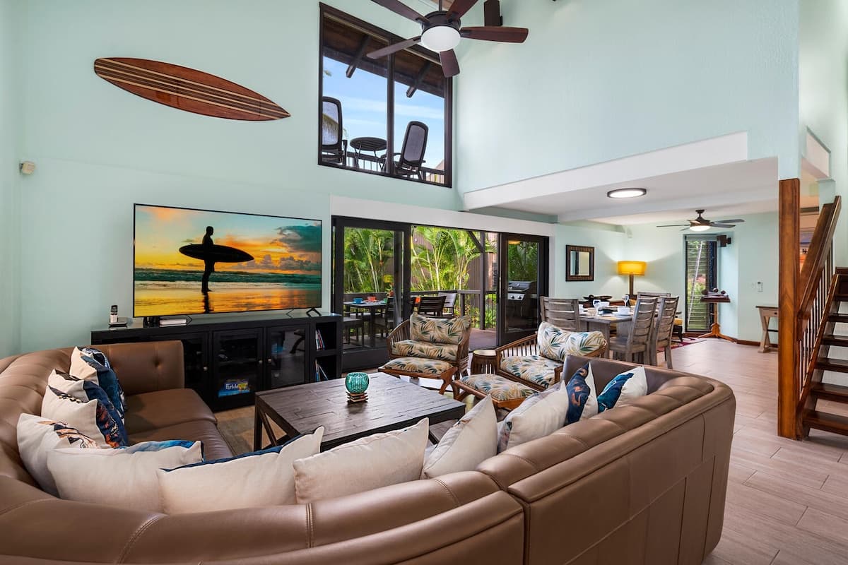 Townhouse in Kailua-Kona · ★5.0 · 3 bedrooms · 3 beds · 3 baths - Photo 1