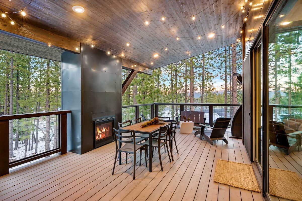 Luxury Mountain Oasis with Private Hot Tub & Views - Photo 4