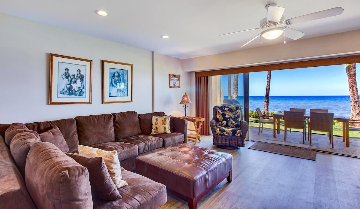 272-1 Amazing views. Oceanfront! - Photo 4