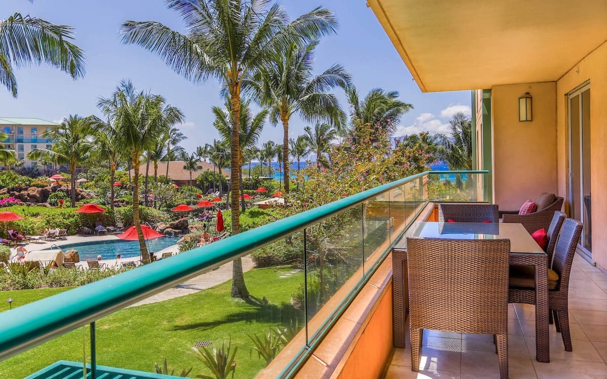 Condo in Lahaina · ★4.86 · 3 bedrooms · 4 beds · 3 baths - Photo 1