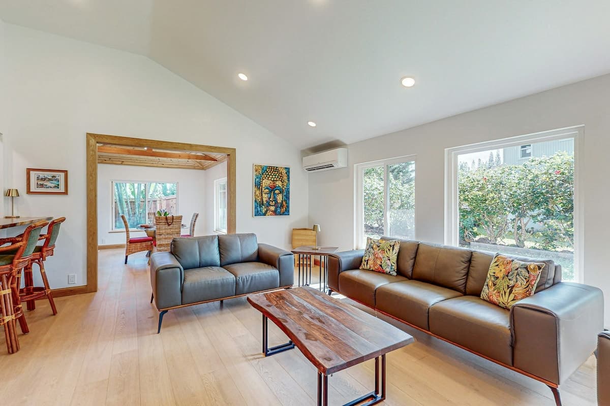 Home in Princeville · ★5.0 · 2 bedrooms · 2 beds · 2 shared baths - Photo 3