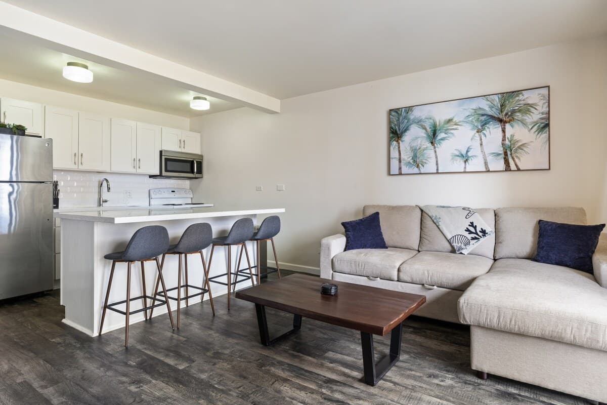 Escape to the Beach in 2 blocks - Photo 4