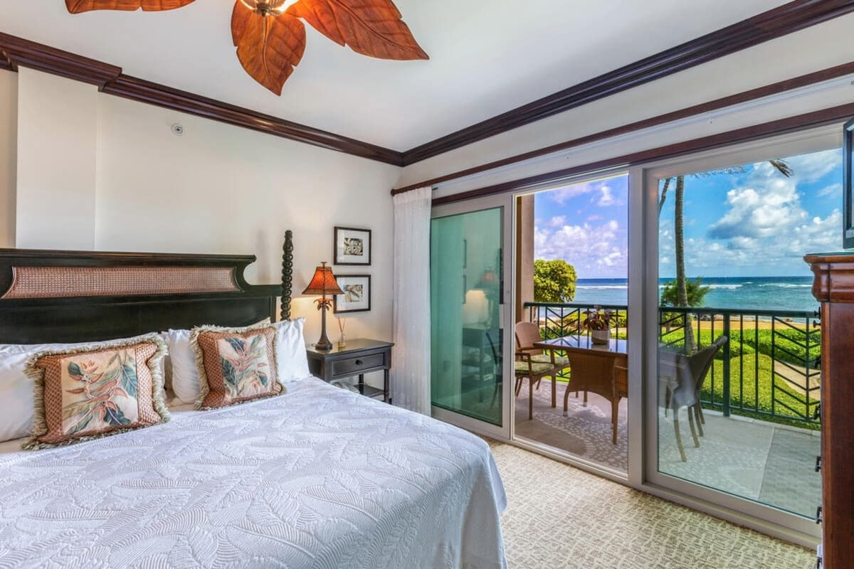 Oceanside Luxury at the Resort - Photo 5