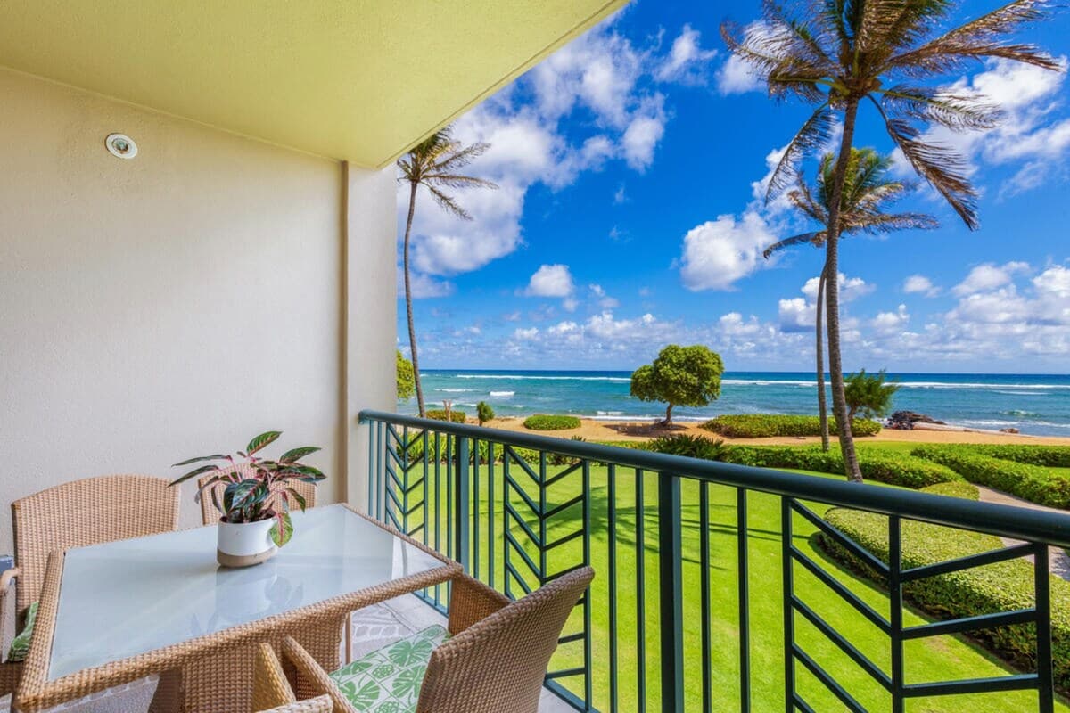 Oceanside Luxury at the Resort - Photo 4