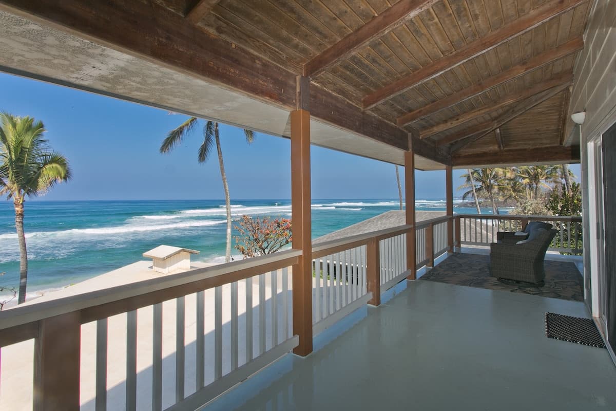 Home in Haleiwa · ★4.88 · 5 bedrooms · 5 beds · 4 shared baths - Photo 1