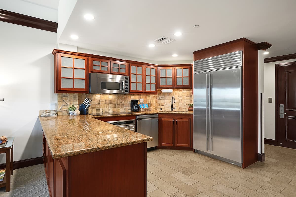 Condo in Kapaa · ★4.94 · 1 bedroom · 2 beds · 2 baths - Photo 4