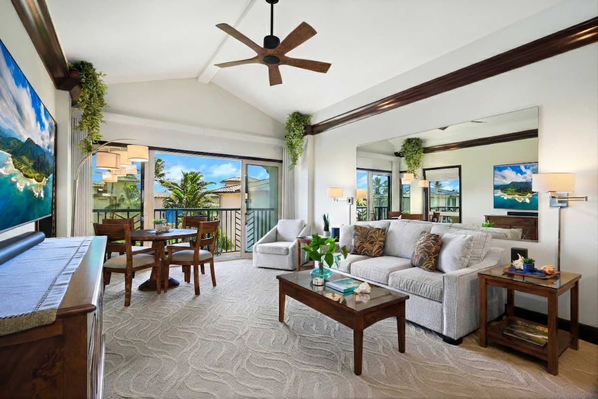 Condo in Kapaa · ★4.94 · 1 bedroom · 2 beds · 2 baths - Photo 2