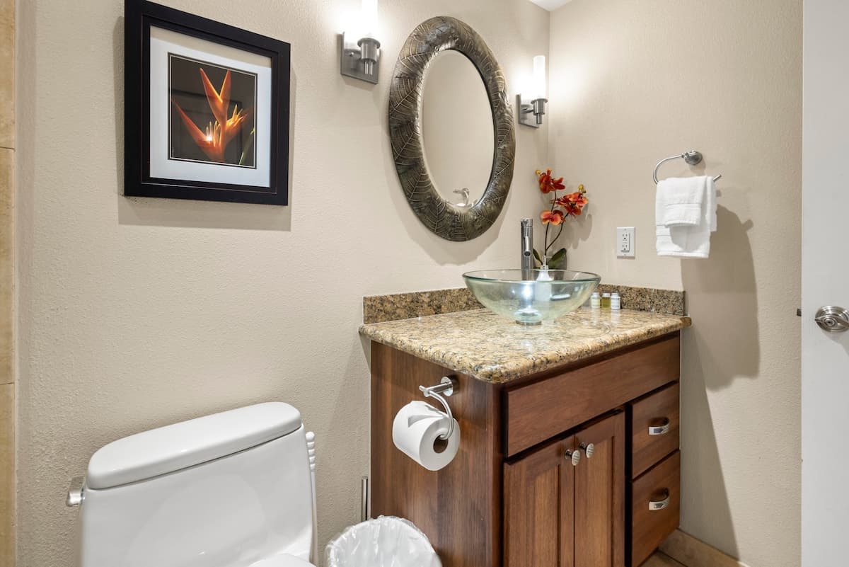 Condo in Kihei · ★4.88 · 2 bedrooms · 3 beds · 2 shared baths - Photo 5