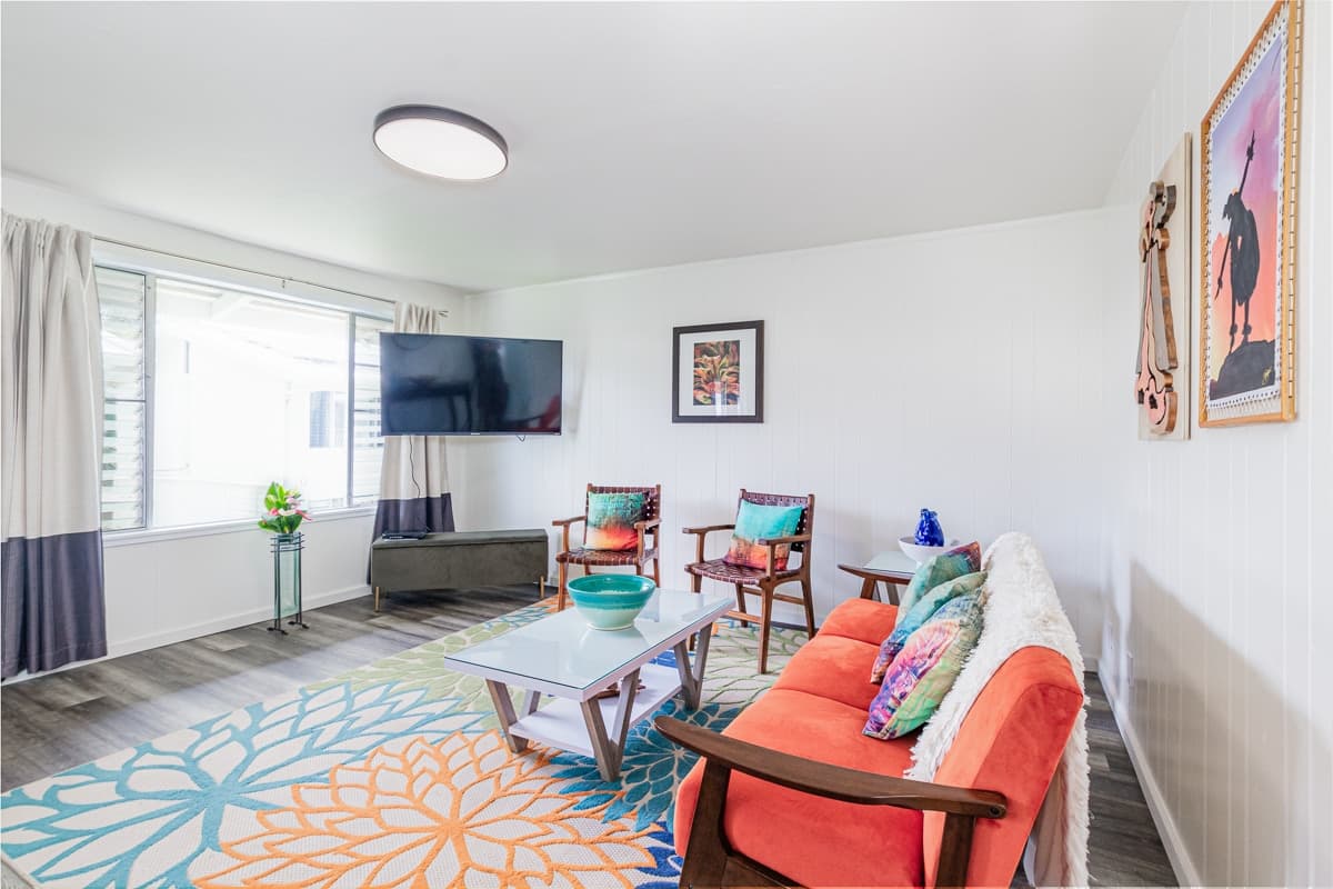 Condo in Hilo · ★4.8 · 2 bedrooms · 2 beds · 1 shared bath - Photo 5