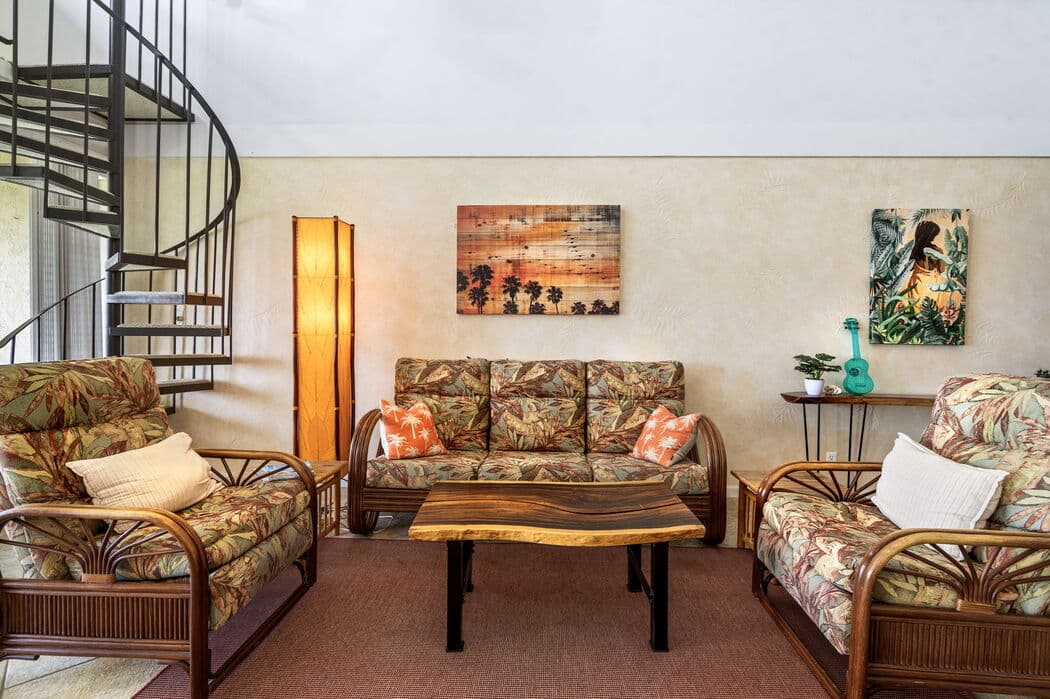 Condo in Kailua-Kona · ★5.0 · 2 bedrooms · 4 beds · 2.5 baths - Photo 2