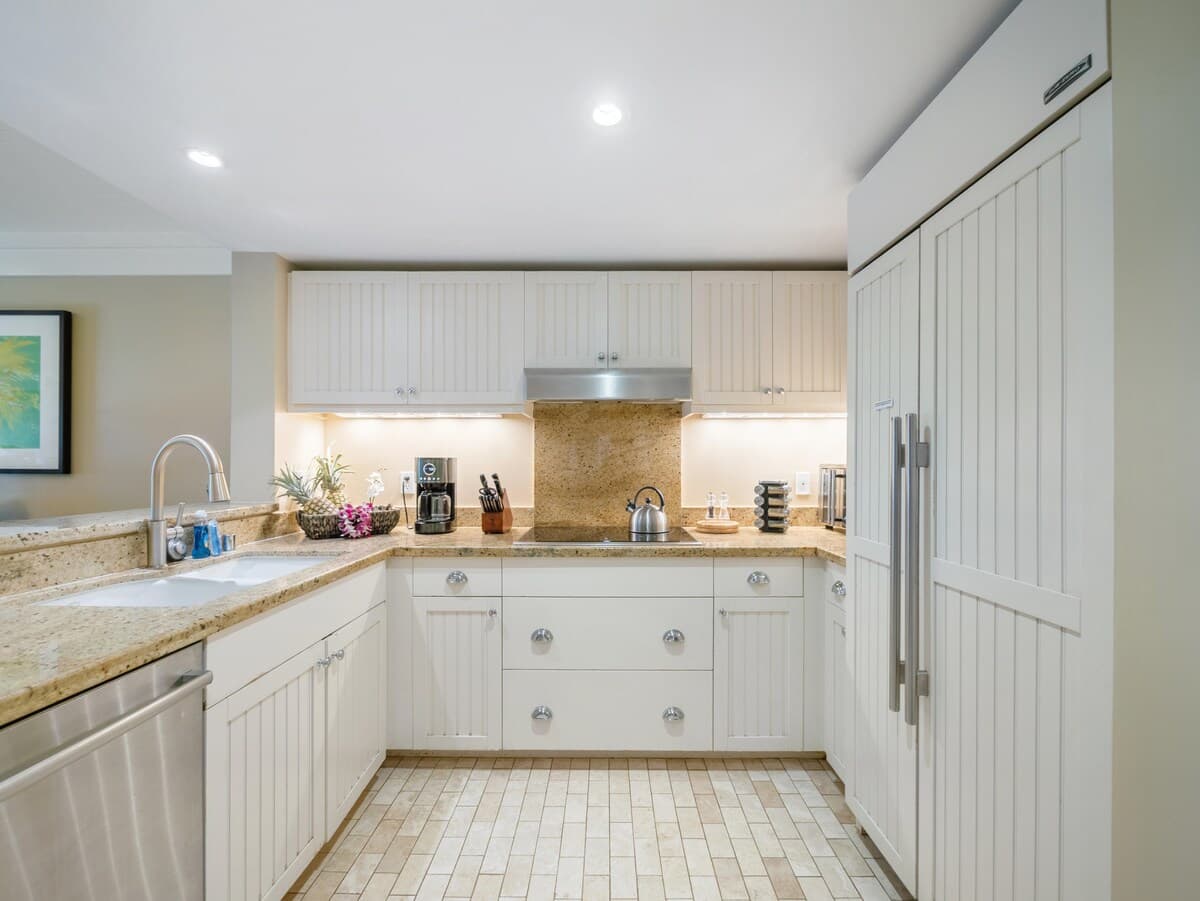 Villa in Kawela Bay · ★5.0 · 3 bedrooms · 5 beds · 2 private baths - Photo 5