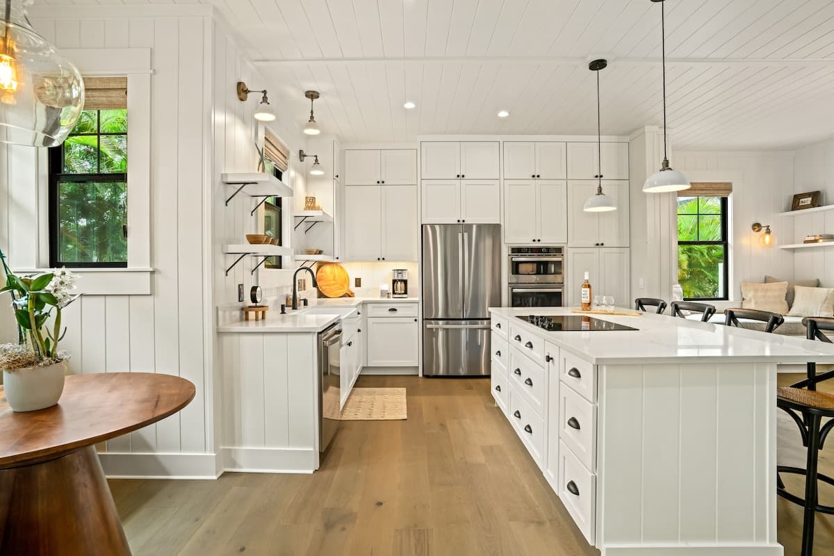 Home in Koloa · ★5.0 · 4 bedrooms · 7 beds · 3.5 baths - Photo 2
