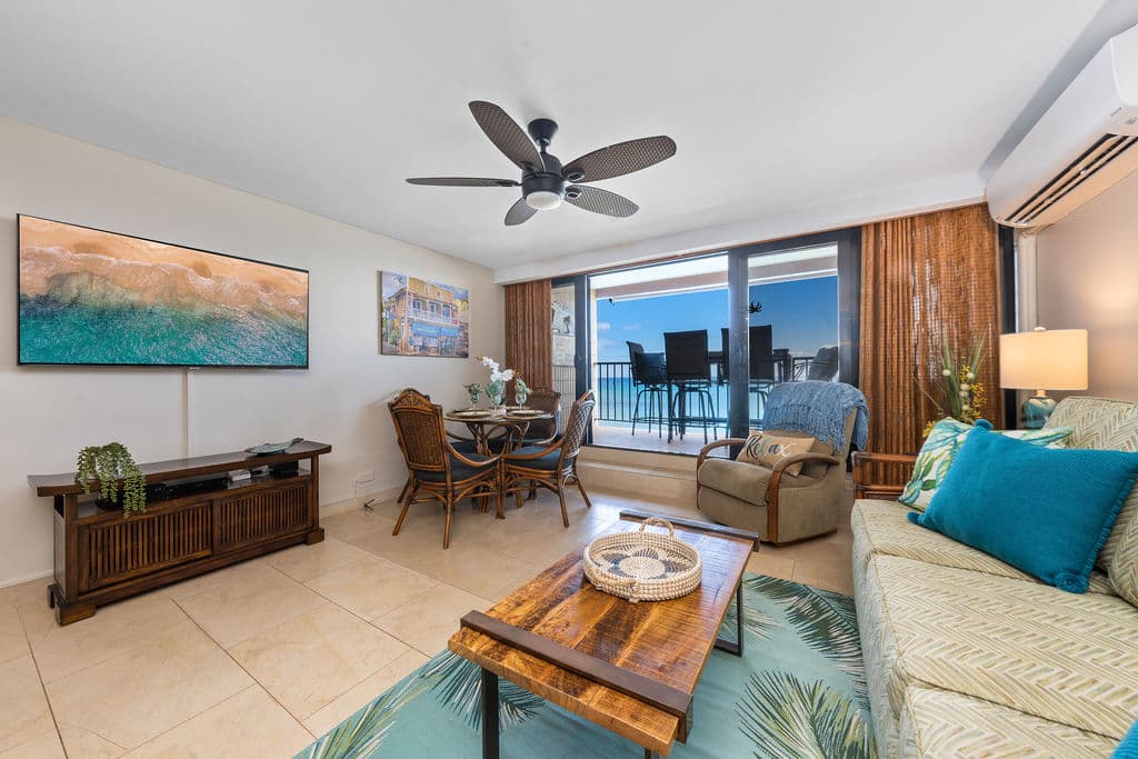 Top Notch Condo w/ AC - Photo 3