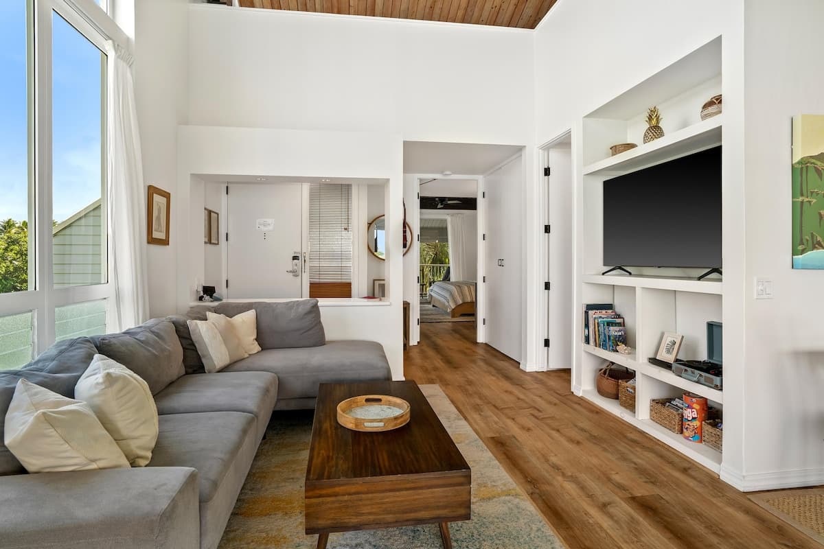 Condo in Princeville · ★4.83 · 2 bedrooms · 3 beds · 2 baths - Photo 5