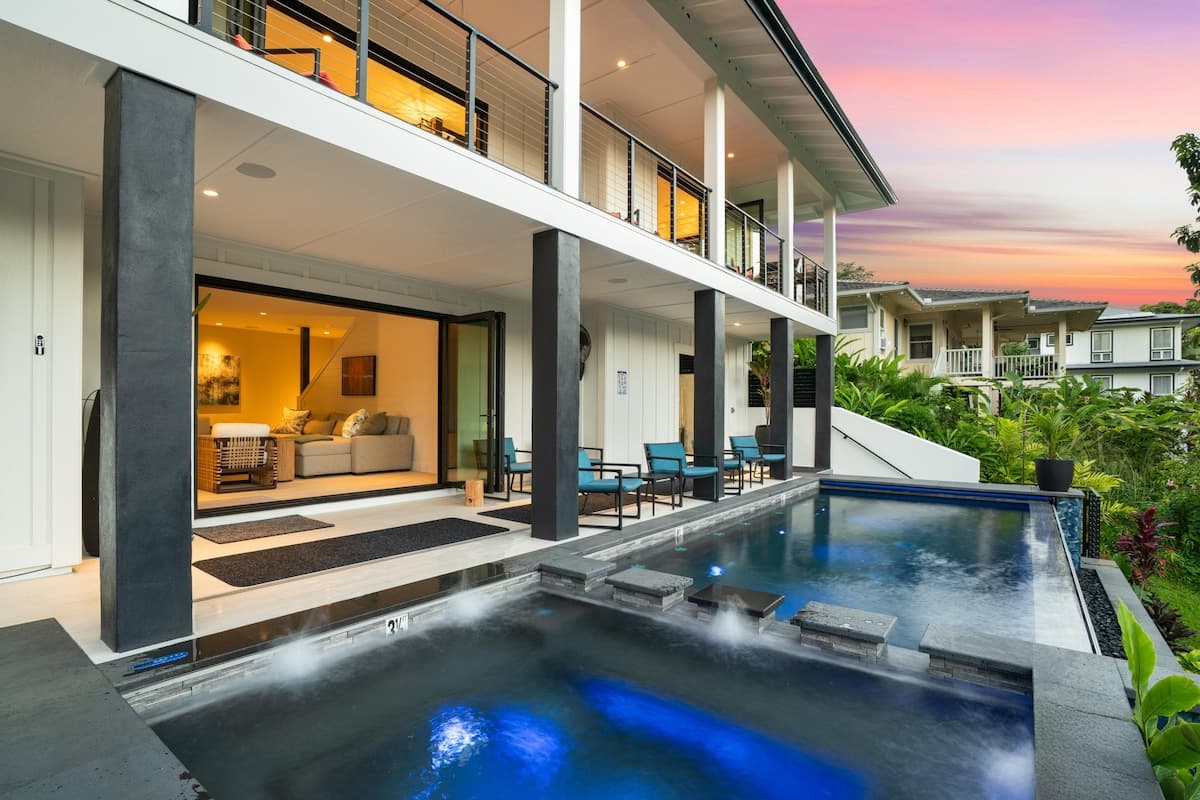 Home in Princeville · ★5.0 · 4 bedrooms · 5 beds · 4.5 baths - Photo 1