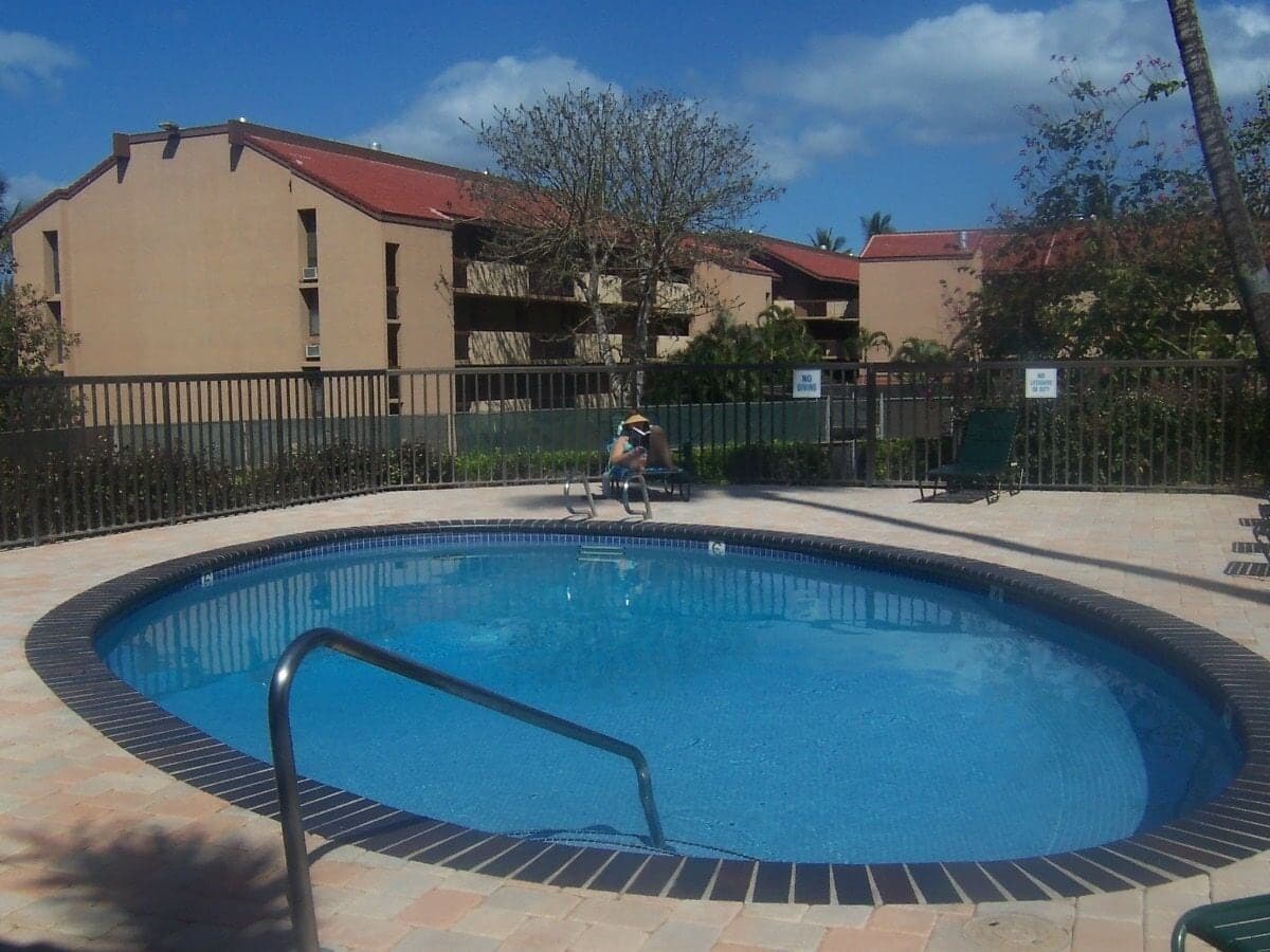 Condo in Kihei · ★4.8 · 1 bedroom · 2 beds · 1 private bath - Photo 5