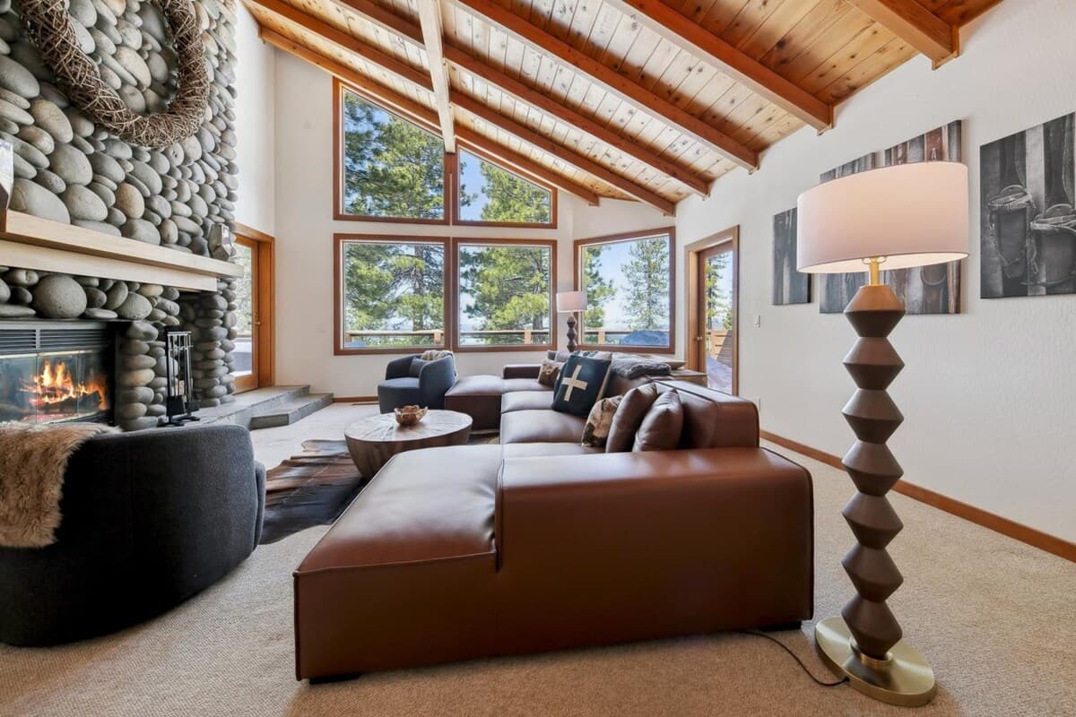 6BR Mountain Retreat with Valley Views & Pool - Photo 4