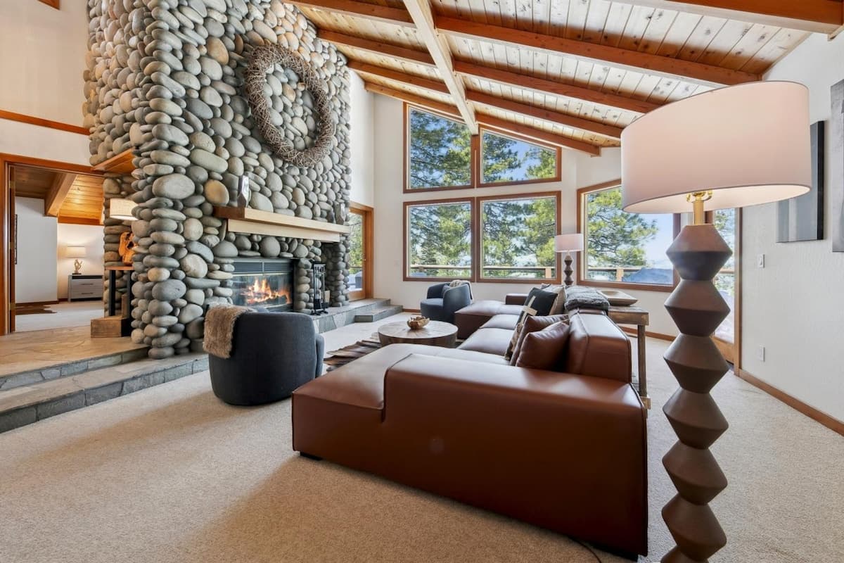6BR Mountain Retreat with Valley Views & Pool - Photo 5