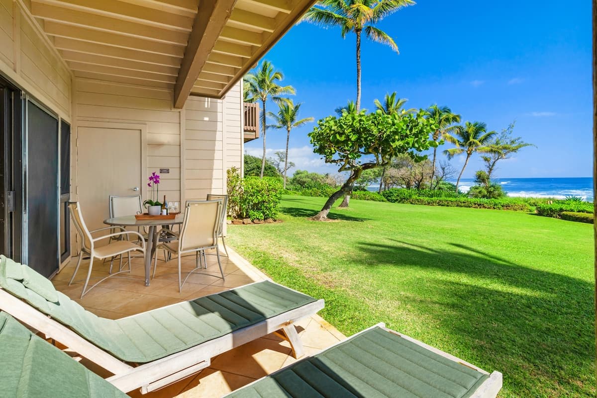 Condo in Lihue · ★5.0 · 2 bedrooms · 3 beds · 2 baths - Photo 2