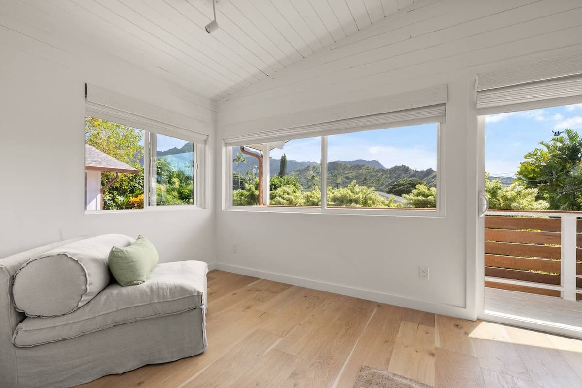 Home in Hanalei · ★5.0 · 5 bedrooms · 5 beds · 4 baths - Photo 4