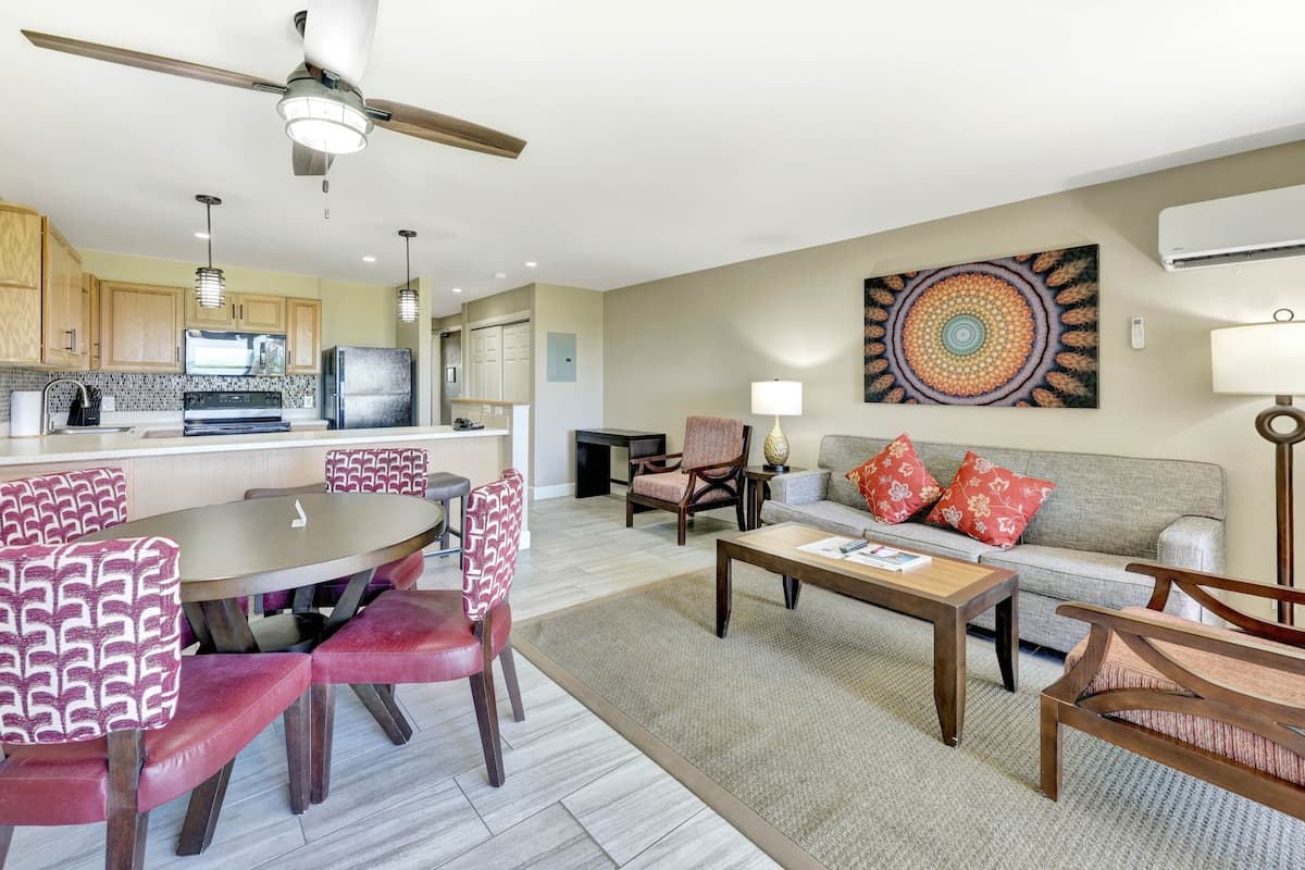 Condo in Kapaa · ★5.0 · 1 bedroom · 2 beds · 1 private bath - Photo 3