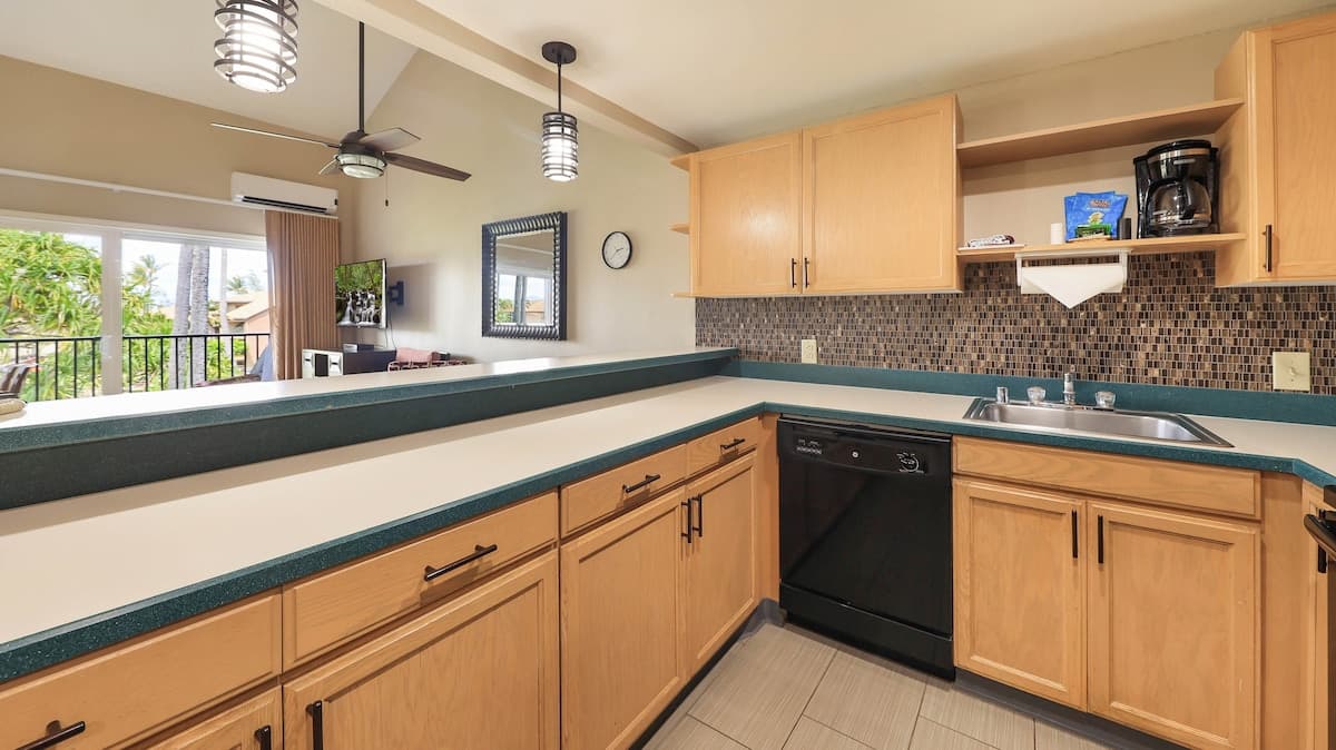 Condo in Kapaa · ★4.78 · 2 bedrooms · 3 beds · 1 shared bath - Photo 5