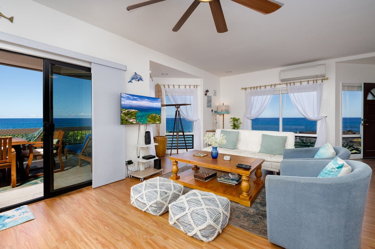 Condo in Kailua-Kona · ★4.89 · 2 bedrooms · 4 beds · 2 baths - Photo 1