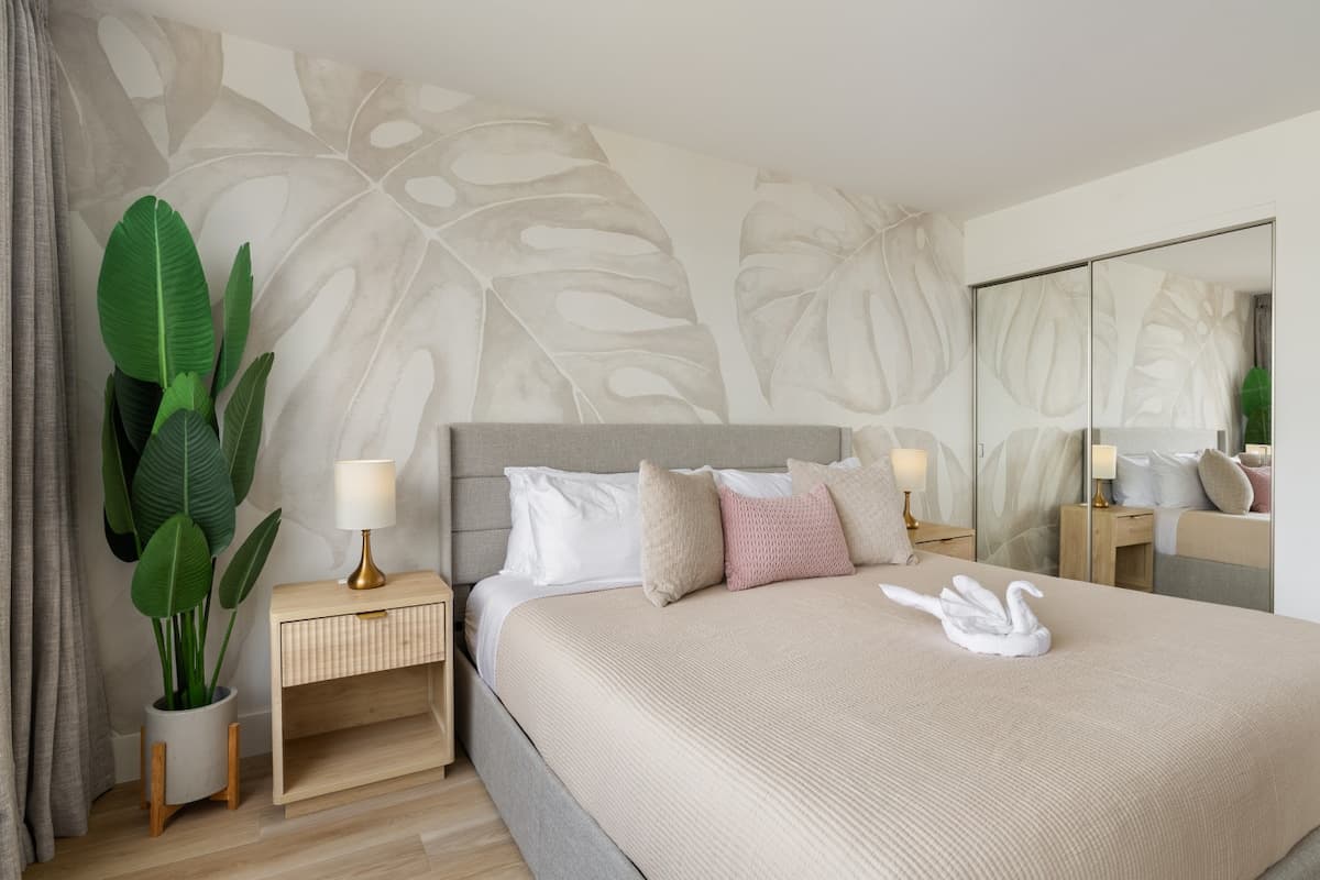The Monstera, parking & beach - Photo 5